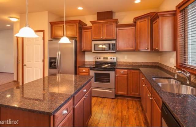 660 telegraph rd. - 660 Telegraph Road, Bellingham, WA 98226