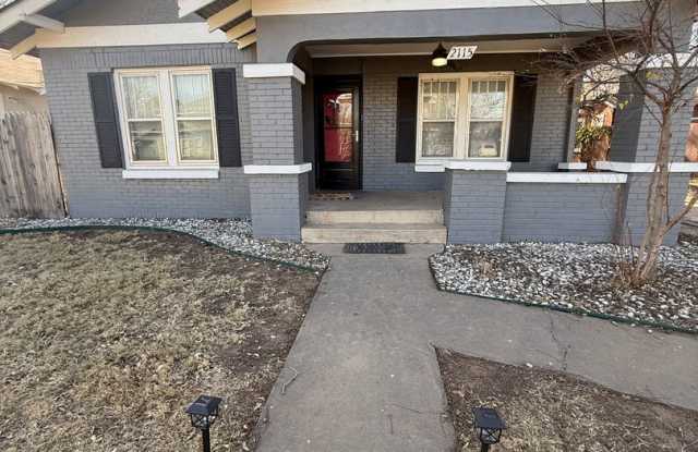 Available NOW!! 2/1 in South Overton photos photos