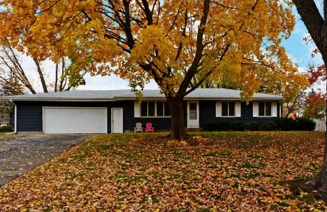 Spacious 4-Bed 1.5 Bath Home Available Now in Bloomington! photos photos Spacious 4-Bed 1.5 Bath Home Available Now in Bloomington! photos photos