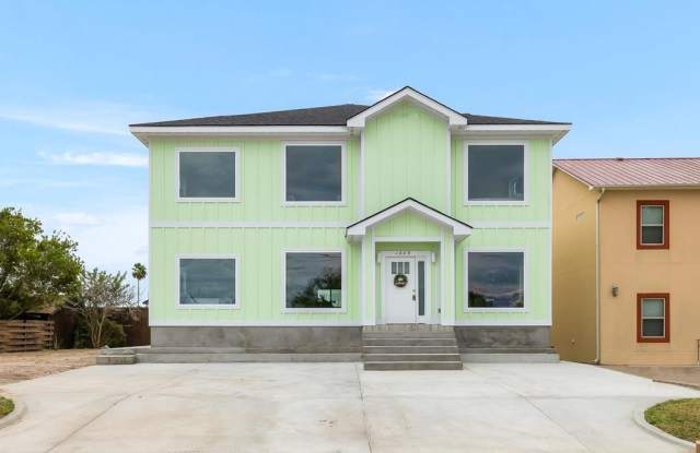 1009 Bass Ave photos photos