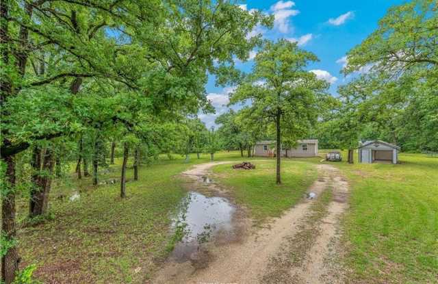 11426 Woodglen photos photos