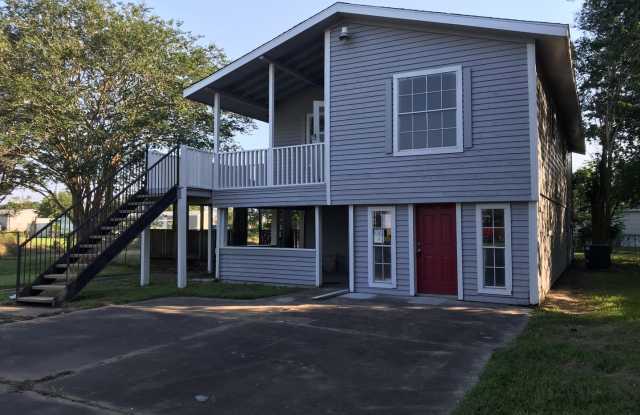 Gorgeous and spacious home in Danbury, Just remodeled and move in ready! photos photos