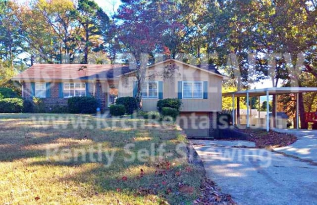 1809 Mara Drive Northeast - 1809 Mara Drive Northeast, Center Point, AL 35215