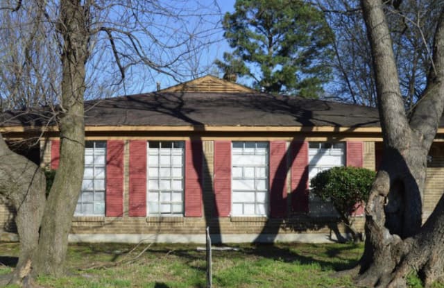 3240 Forest Glen Street photos photos