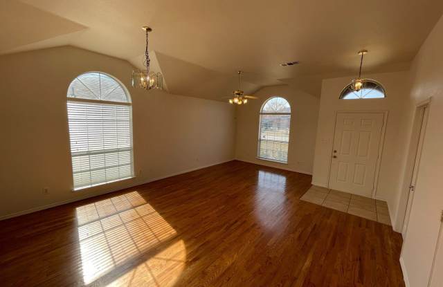 6009 Harwood Crossing Dr Gallery 4