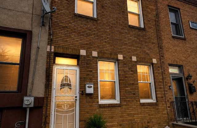Spacious 3-Bedroom, 1.5-Bath South Philadelphia Townhome with Private Yard and Pets Allowed photos photos