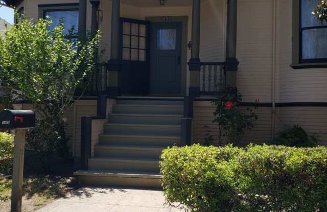 Beautiful 3 Bedroom 2 Bath Home in Heart of Santa Cruz photos photos