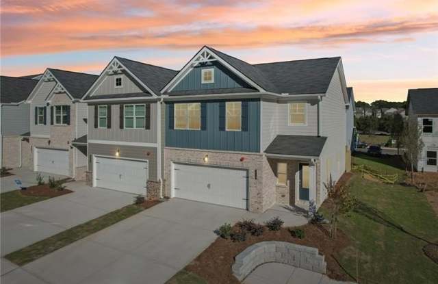 405 Lanier Circle Gallery 2