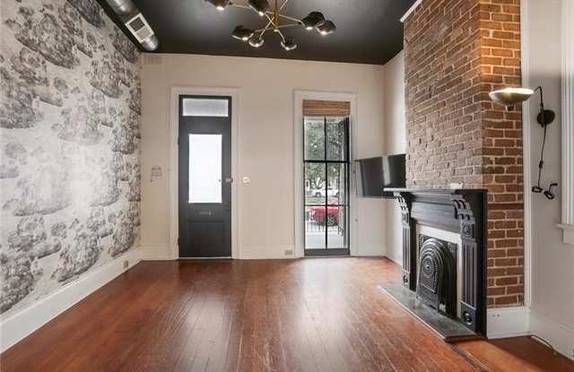 809 ELYSIAN FIELDS Avenue Gallery 4
