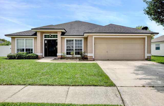 3 Bedroom/ 2 bathroom Home in Mandarin - 4972 Grand Lakes Drive North, Jacksonville, FL 32258
