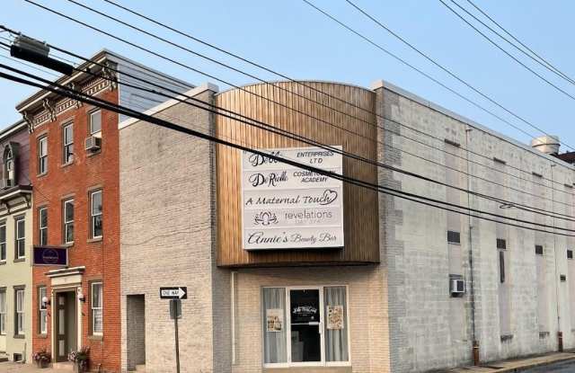 19 N RAILROAD AVE photos photos