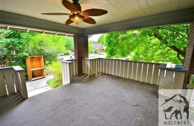 2473 South Highland Drive Gallery 4