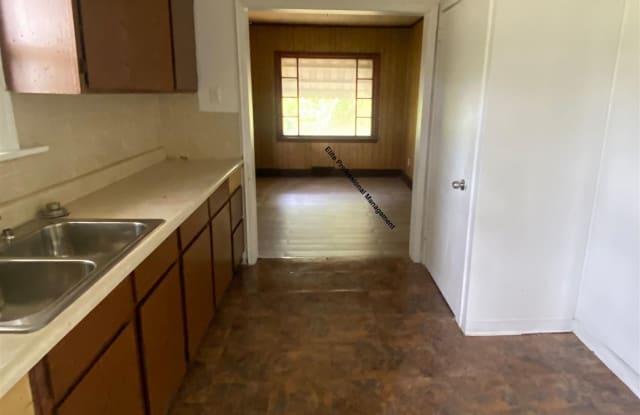 4605 Glenn Ave - 4605 Glenn Avenue, Flint, MI 48505