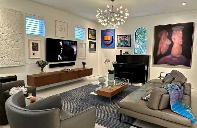 455 Amalfi Avenue photos photos
