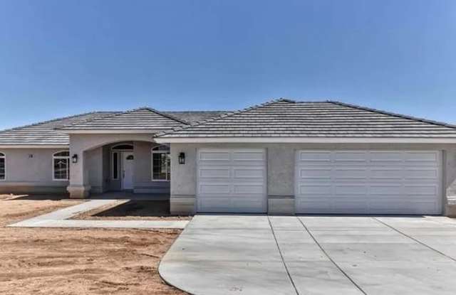 17602 Main Street photos photos