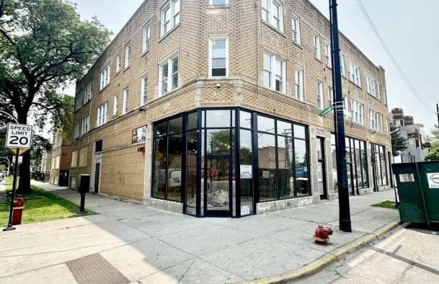 1152 N Lawndale Avenue unit: 3 photos photos