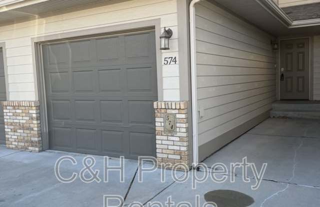 574 Killarney Street - 1 photos photos