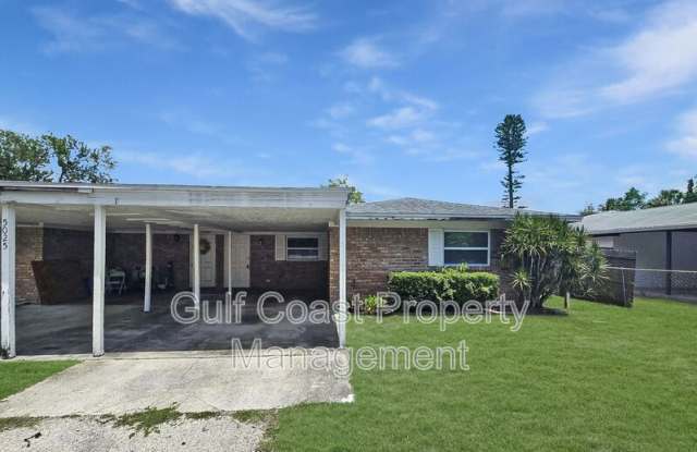 5027 34th Street West photos photos