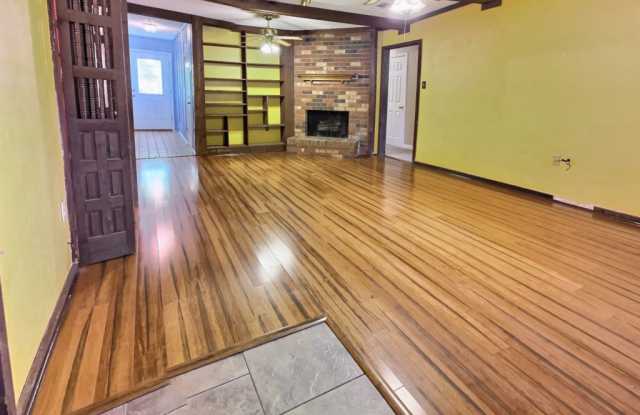 8725 Metairie Drive Gallery 2