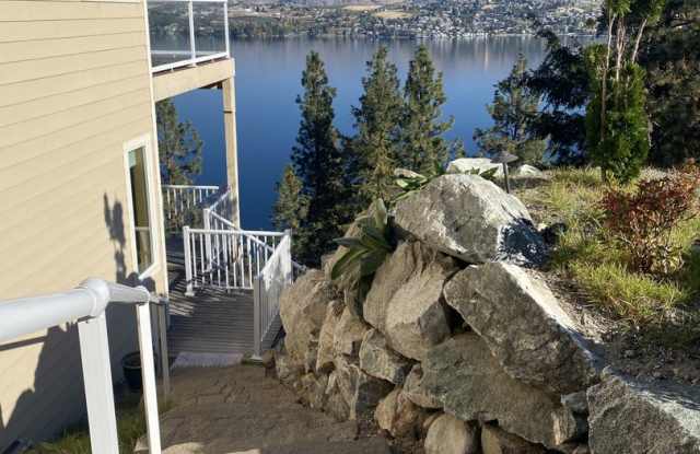 3 Bedroom Lower unit with Beautiful Lake Chelan Views Gallery 1