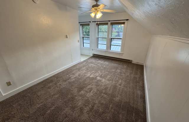 700 South Water Street Apt #4 Gallery 2