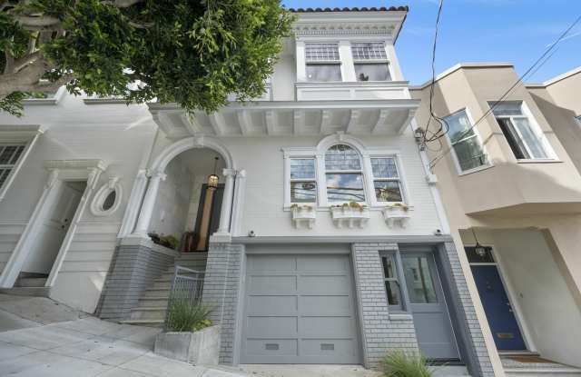 1074 Filbert Street Gallery 1