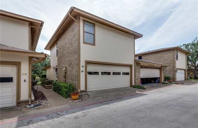 10 W Meadow Lane - 10 West Meadow Lane, Bedford, TX 76021