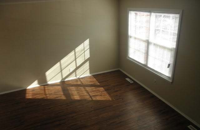 1386 Harford Square Drive Gallery 3