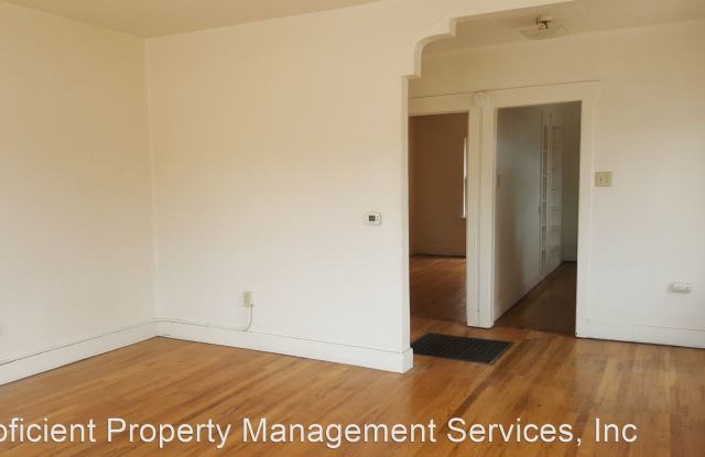 1100 Main Gallery 2