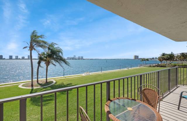 801 Lake Shore Drive Drive photos photos