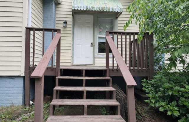 1827 1st Avenue Northwest - 2 photos photos 1827 1st Avenue Northwest - 2 photos photos