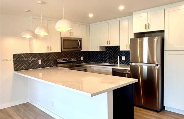 1116 Green Pine Blvd photos photos