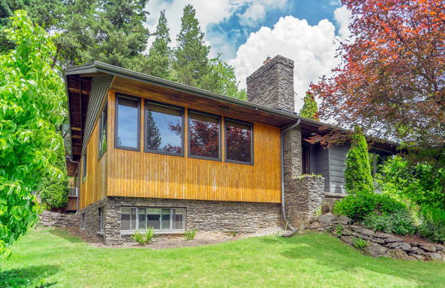 2 Level Mid-Century home for lease! Tour today! photos photos