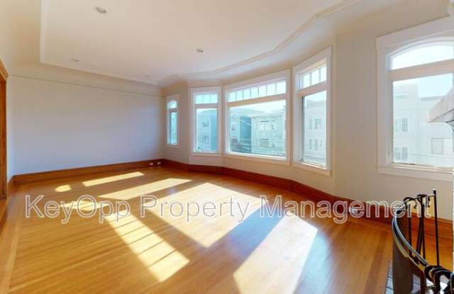 452 34th Avenue - Main Gallery 4