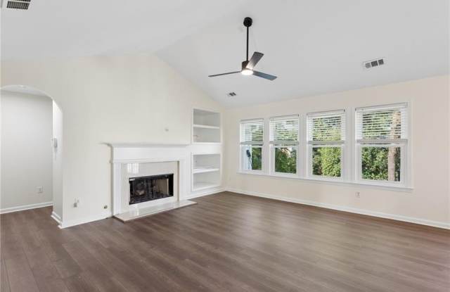 3139 Brookeview Lane NW Gallery 4