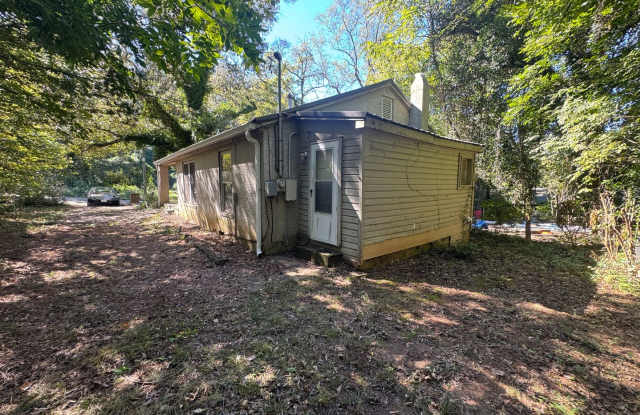 3/1 near uptown Shelby, nc (As of today 10/08 - Cleaning / Refinishing Tub) Gallery 4