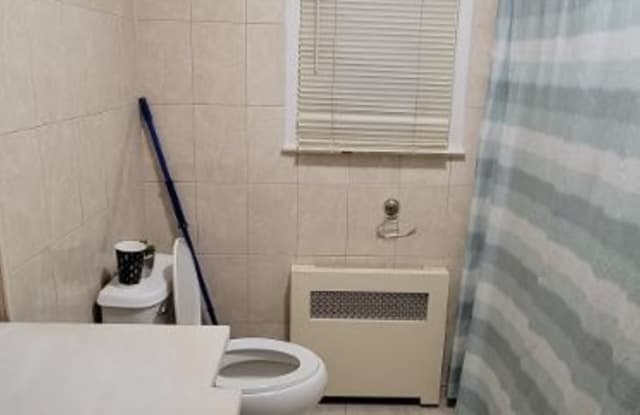 452 Calhoun Ave 2nd floor - 452 Calhoun Avenue, Bronx, NY 10465