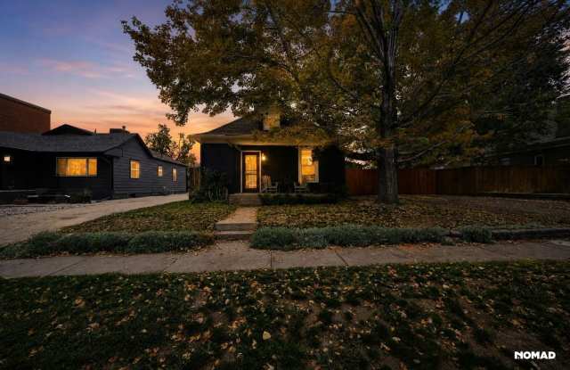 Charming 2BR House in Englewood Gallery 1