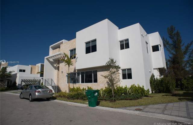 6859 NW 103rd Ave - 6859 Northwest 103rd Court, Doral, FL 33178