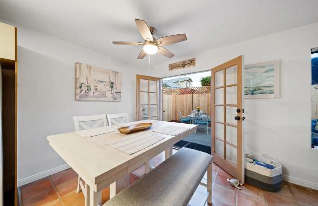 721 Glenview Gallery 4