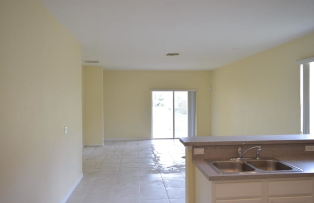 9422 Windrift Circle Gallery 3