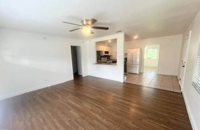 2713 Silver Lake Drive Gallery 1