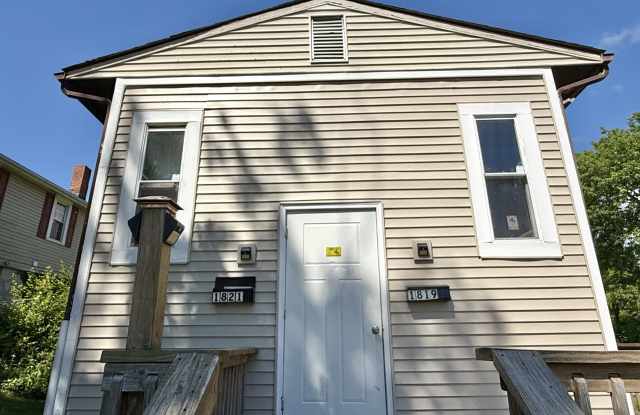 1819-1821 Parrish Ave - 1821 photos photos