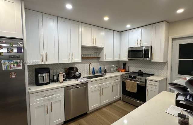 34 SE 3rd Terrace 0, Dania Beach, FL 33004 photos photos 34 SE 3rd Terrace 0, Dania Beach, FL 33004 photos photos