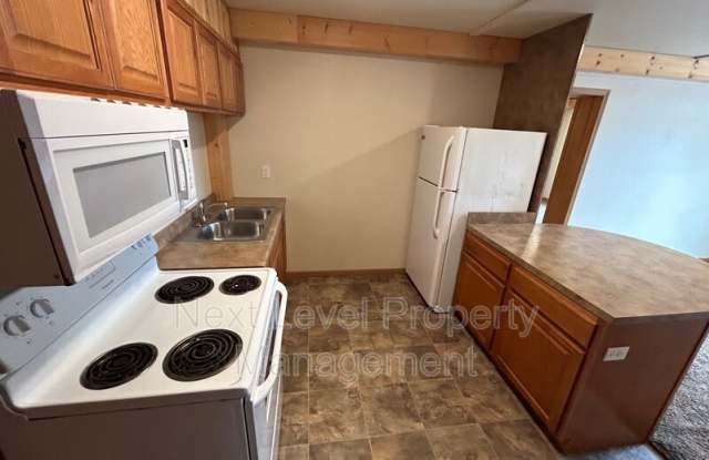 9 River Road - 101 photos photos