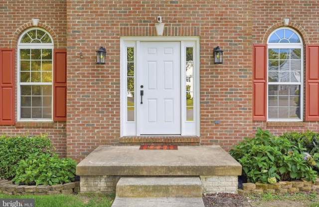 104 YARROW Court Gallery 4