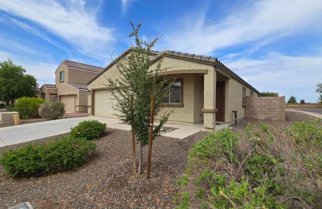 SOLAR makes this like new home a bargain! Gallery 3