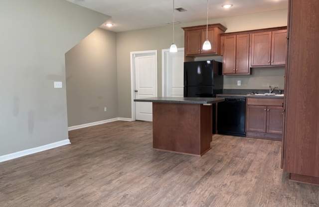 2206 Cedarbrook Court - 1 Gallery 2