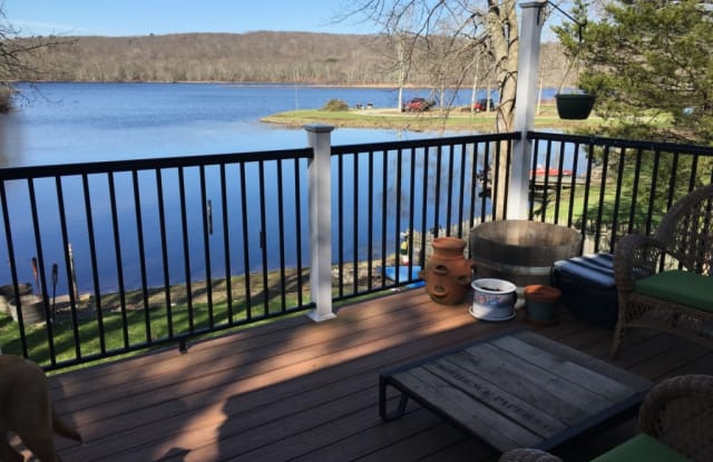 78 Johnson Cove Rd - 78 Johnson Cove Road, New London County, CT 06351