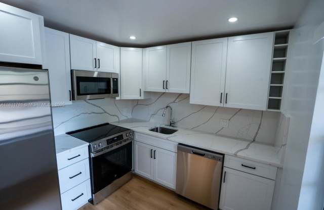 136 South Cypress Road photos photos